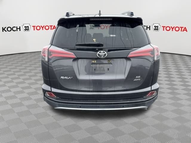 2018 Toyota RAV4 SE