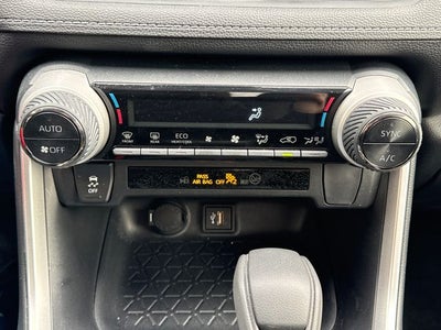 2023 Toyota RAV4 Hybrid LE