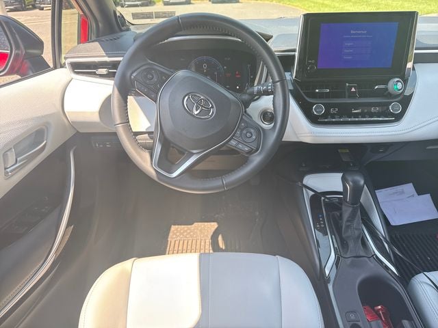 2025 Toyota Corolla Hatchback XSE