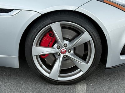 2019 Jaguar F-TYPE R