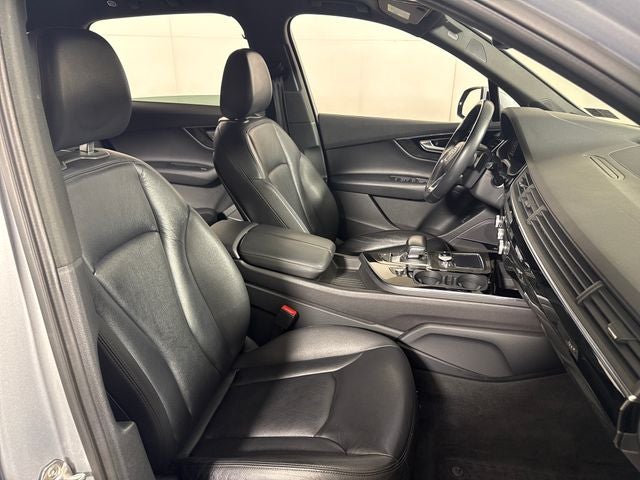 2019 Audi Q7 55 Premium Plus quattro