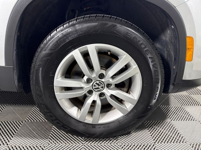2013 Volkswagen Tiguan S 4Motion
