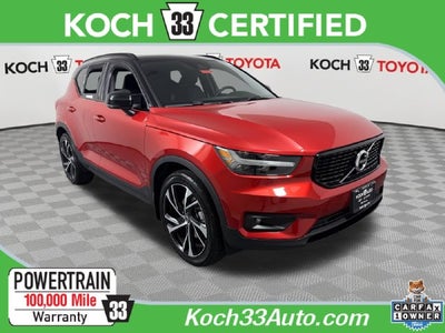 2022 Volvo XC40 R-Design